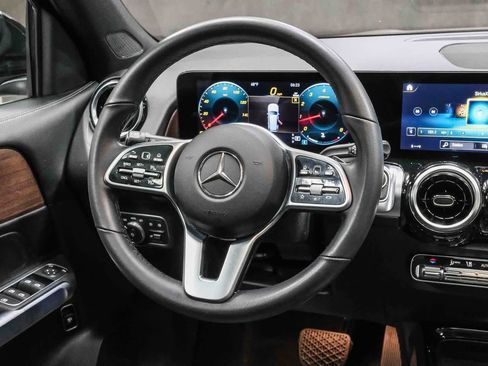 Certified 2023 Mercedes-Benz GLB 250 image 19