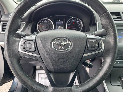 Used 2015 Toyota Camry SE image 14