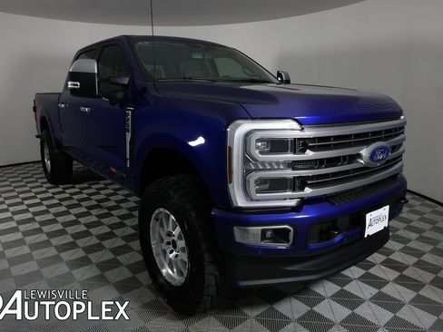 Used 2026 Ford F250 Platinum w/ Platinum Plus Package image 3