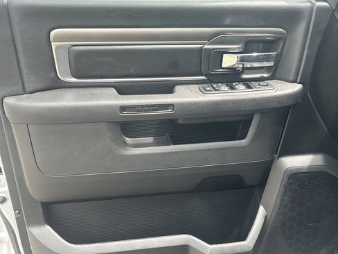 Used 2024 RAM 1500 Classic Warlock RWD image 10