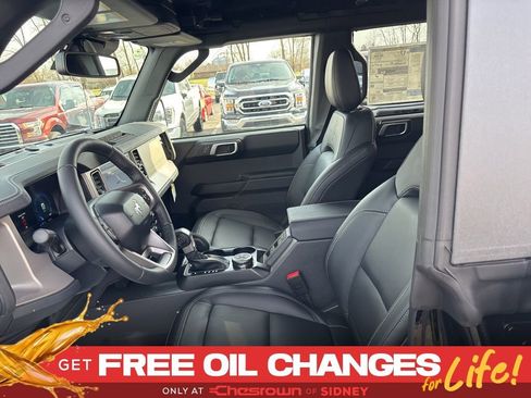 New 2026 Ford Bronco Outer Banks w/ Sasquatch Package image 24