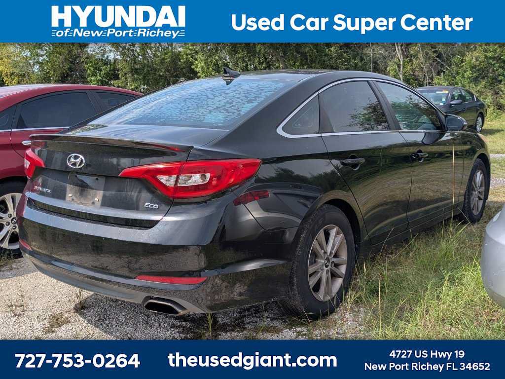 Used 2015 Hyundai Sonata ECO FWD image 4