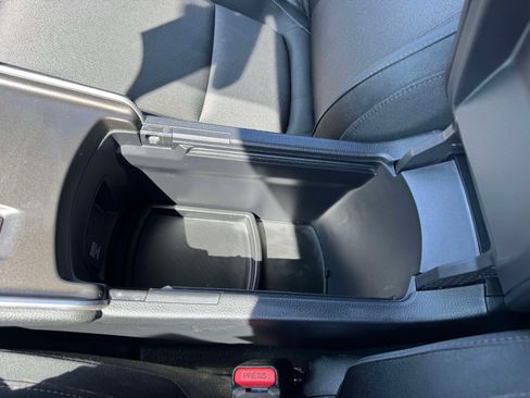 Used 2022 Honda Accord LX image 36