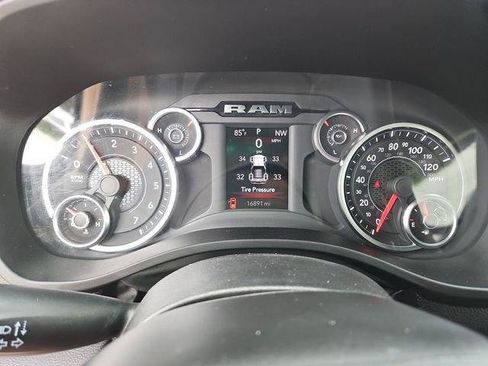 Used 2025 RAM 1500 Lone Star RWD image 12
