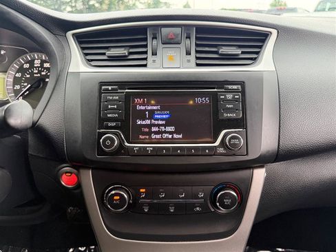 Used 2015 Nissan Sentra SV FWD image 21