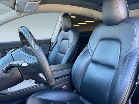 Used 2021 Tesla Model Y Performance image 20