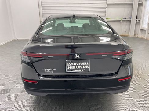 Used 2023 Honda Accord EX image 7