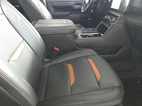 Certified 2024 GMC Sierra 2500 AT4 w/ AT4 Premium Plus Package image 15