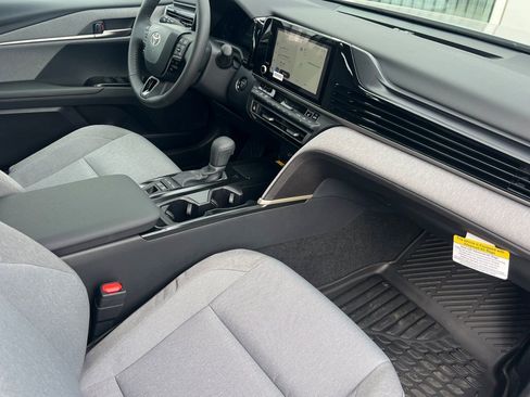 New 2026 Toyota Camry LE w/ Convenience Package image 12