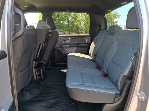 Used 2022 RAM 1500 Big Horn AWD/4WD image 13