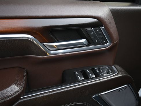 Used 2024 GMC Sierra 2500 Denali w/ Max Trailering Package image 16