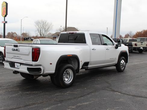 Used 2024 GMC Sierra 3500 Denali Ultimate image 5