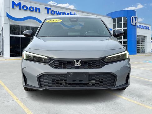 Used 2025 Honda Civic Sport image 2