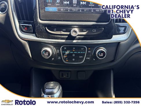 Used 2018 Chevrolet Traverse LT FWD image 20