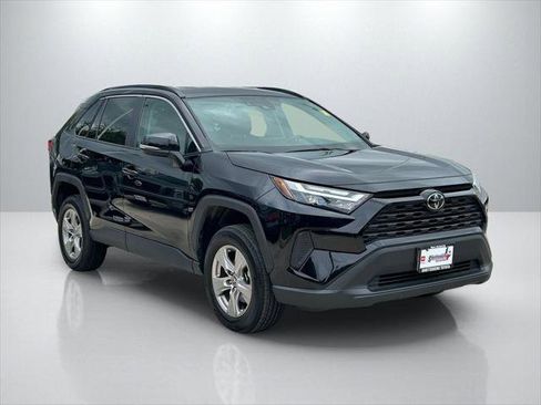 Certified 2025 Toyota RAV4 XLE FWD image 3