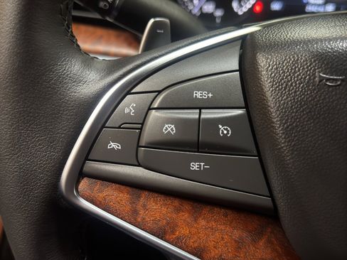 Used 2024 Cadillac XT5 Sportv image 23