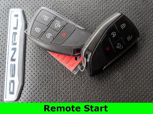 Used 2024 GMC Sierra 3500 Denali w/ Denali Reserve Package image 31