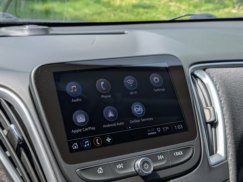 Used 2022 Chevrolet Malibu LS FWD image 10