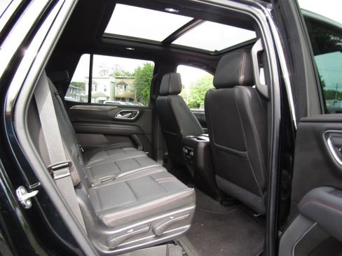 Used 2021 Chevrolet Tahoe RST AWD/4WD image 26