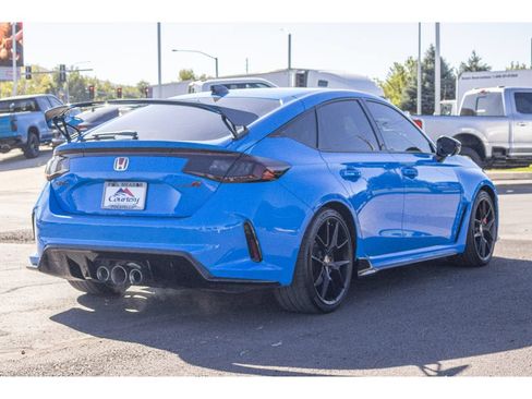 Used 2023 Honda Civic Type R image 3