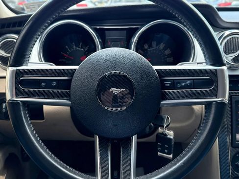 Used 2006 Ford Mustang Premium RWD image 11