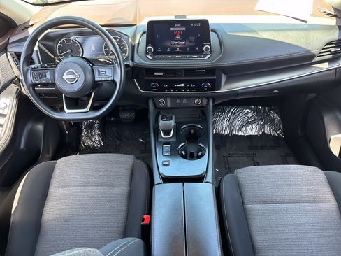 Used 2023 Nissan Rogue SV FWD image 14