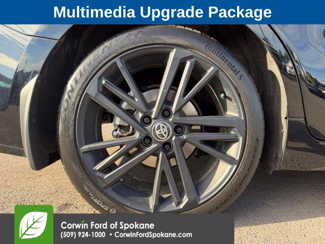 Used 2026 Toyota Camry Hybrid w/ Multimedia Upgrade Package AWD/4WD image 9