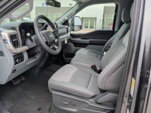 New 2026 Ford F250 XLT w/ XLT Premium Package AWD/4WD image 12