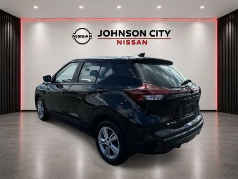 Used 2025 Nissan Kicks Play S FWD image 7