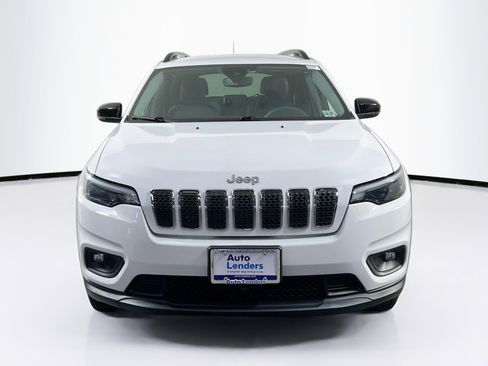 Used 2022 Jeep Cherokee Latitude Lux w/ Mopar Interior Package AWD/4WD image 2