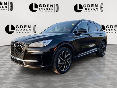 Used 2025 Lincoln Corsair Reserve w/ Equipment Group 202A image 1