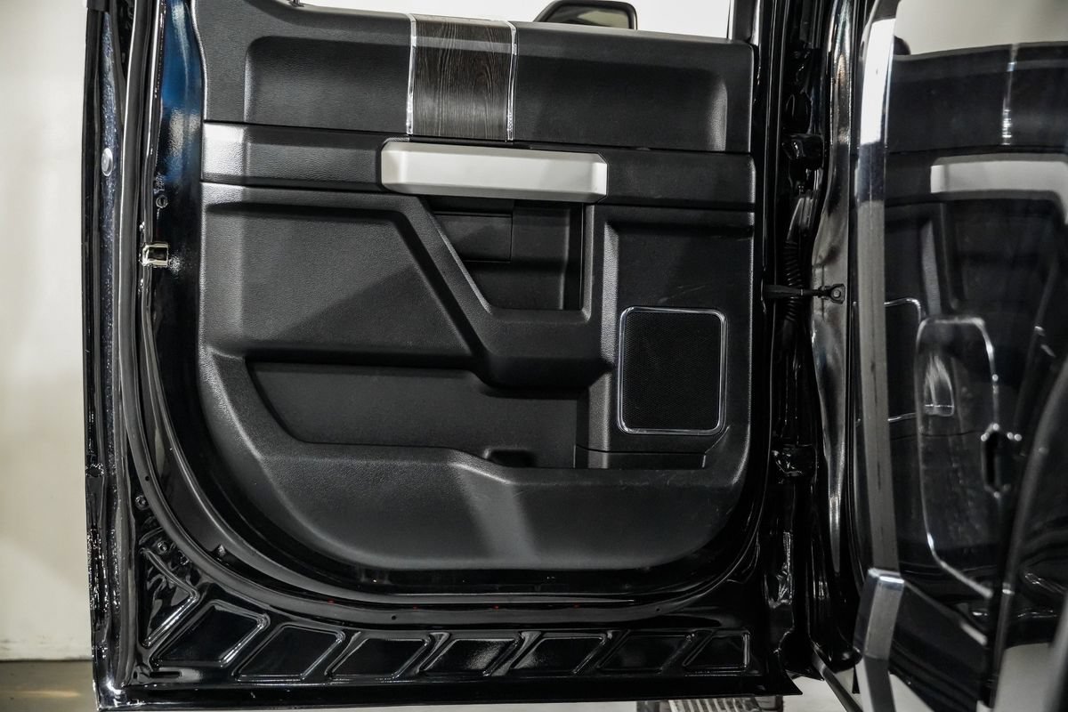 Used 2021 Ford F250 Lariat w/ Lariat Ultimate Package AWD/4WD image 37