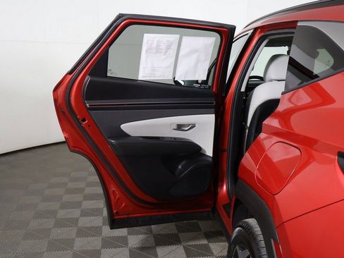 Used 2023 Hyundai Tucson Limited image 25