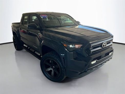 Used 2024 Toyota Tacoma SR5 image 2