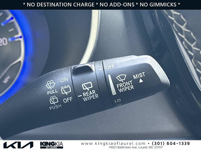Used 2023 Chrysler Pacifica Touring-L FWD image 12