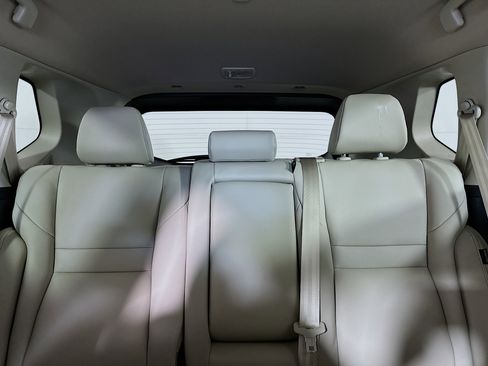 Used 2025 Nissan Rogue SL image 30