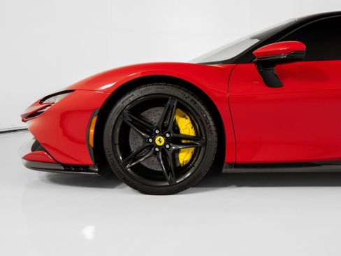Certified 2022 Ferrari SF90 Stradale AWD/4WD image 10