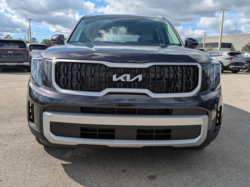New 2025 Kia Telluride EX image 3
