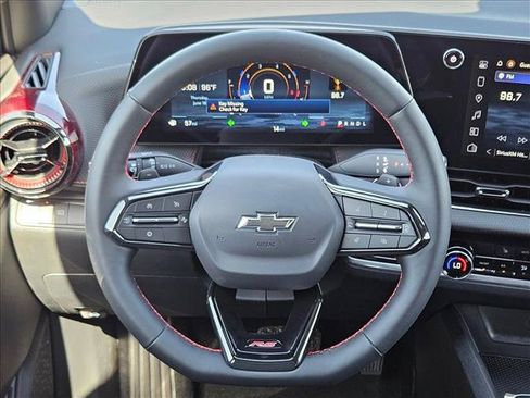 New 2026 Chevrolet Equinox RS FWD image 11