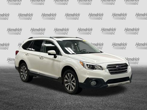 Used 2017 Subaru Outback 3.6R Touring w/ Popular Package #5A AWD/4WD image 2