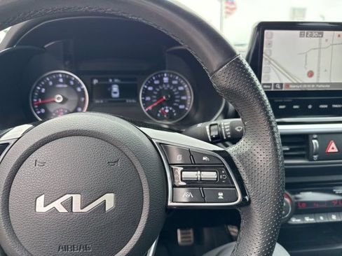 Used 2023 Kia Forte GT-Line w/ GT-Line Premium Package FWD image 23