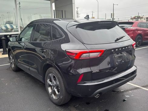 Used 2024 Ford Escape ST-Line w/ Tech Pack #1 FWD image 7