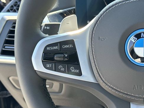 New 2026 BMW X5 xDrive50e w/ M Sport Package AWD/4WD image 22