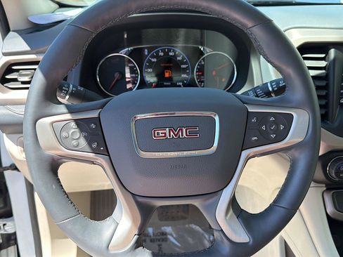 Used 2023 GMC Acadia Denali w/ Denali Technology Package FWD image 20