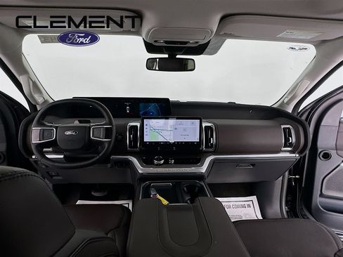 New 2026 Ford Expedition Max Platinum w/ Platinum Ultimate Package AWD/4WD image 12