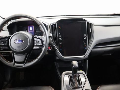 Used 2024 Subaru Crosstrek 2.5i Limited w/ Crosstrek Mirror Package AWD/4WD image 14