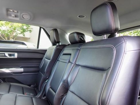 Used 2023 Ford Explorer XLT w/ Equipment Group 202A RWD image 24
