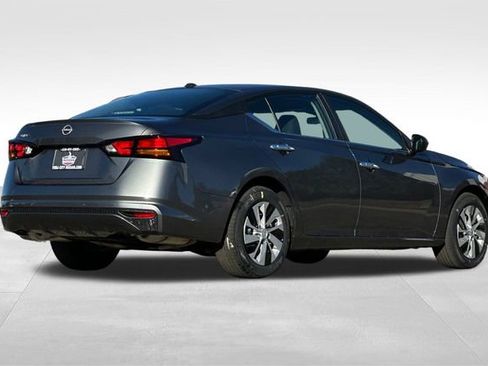 New 2025 Nissan Altima 2.5 S image 4