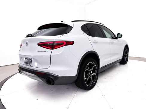 Used 2023 Alfa Romeo Stelvio Ti AWD/4WD image 20