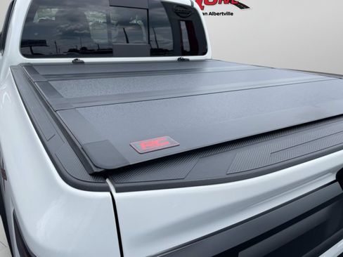 Used 2026 Nissan Frontier Pro-X w/ Pro-X Convenience Package RWD image 32